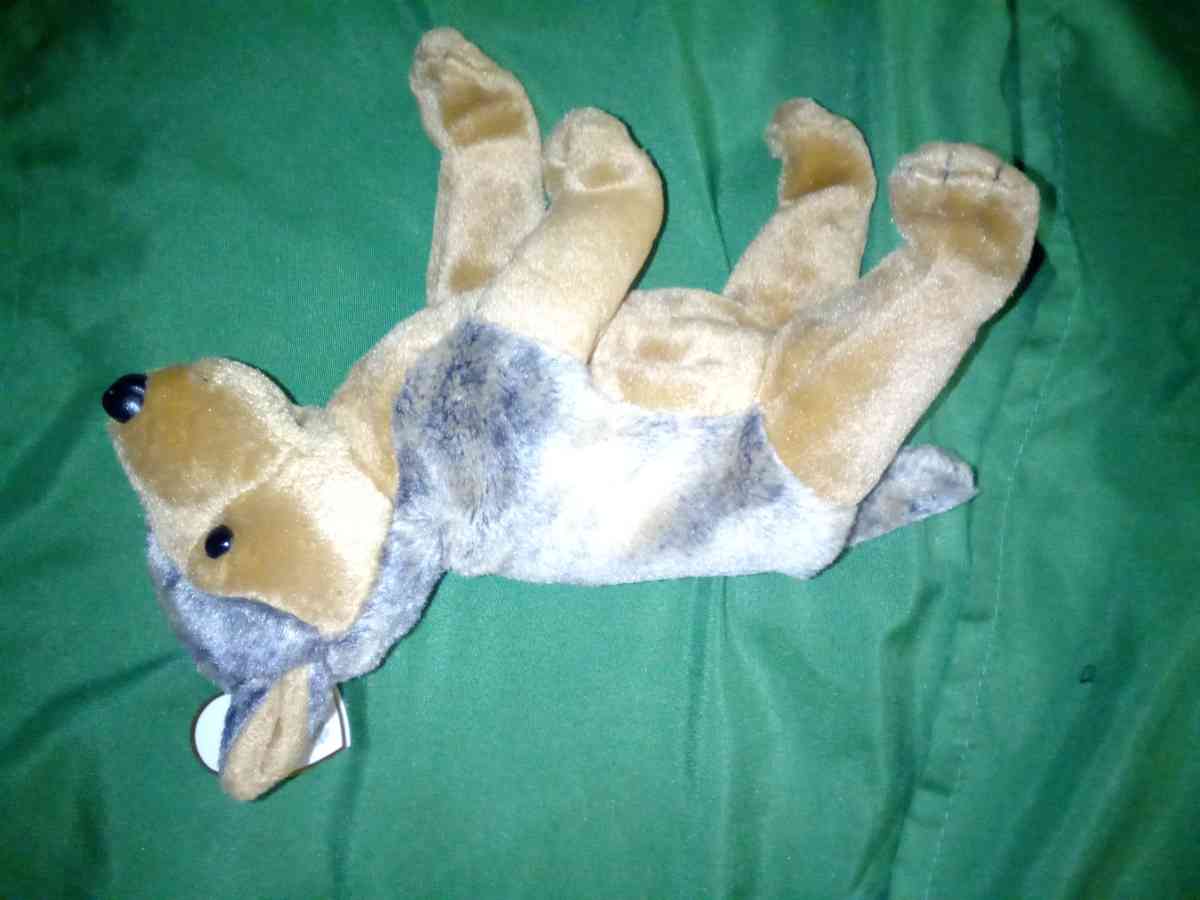 2000 Ty beanie babies sarge mint selling collection