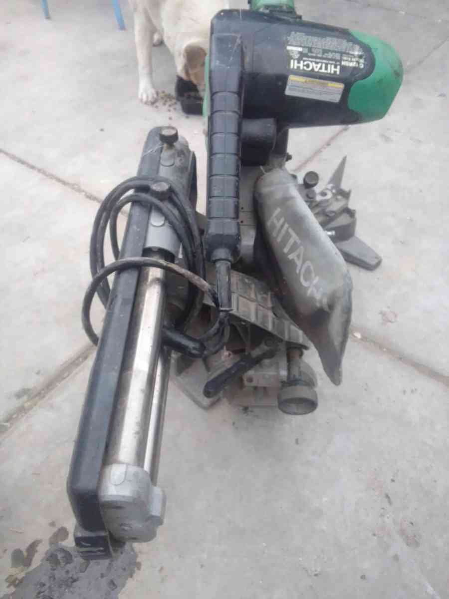 Hitachi Saw