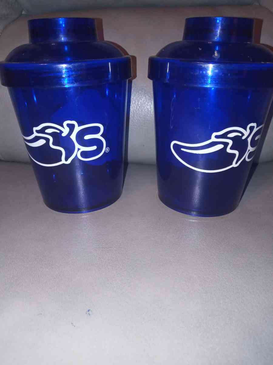 Chilis Presidente Margarita shakers