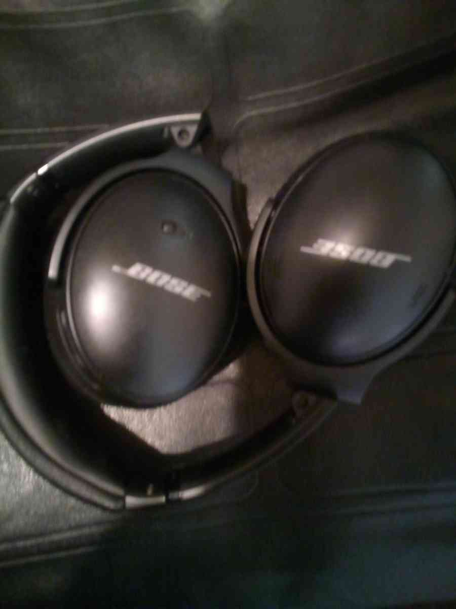 BOSE BLUETOOTH HEADPHONES