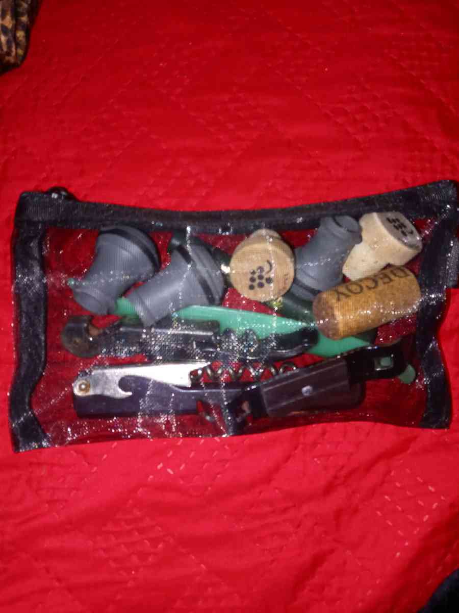 wine keys corks Stoppers can openers bottle openers net bag