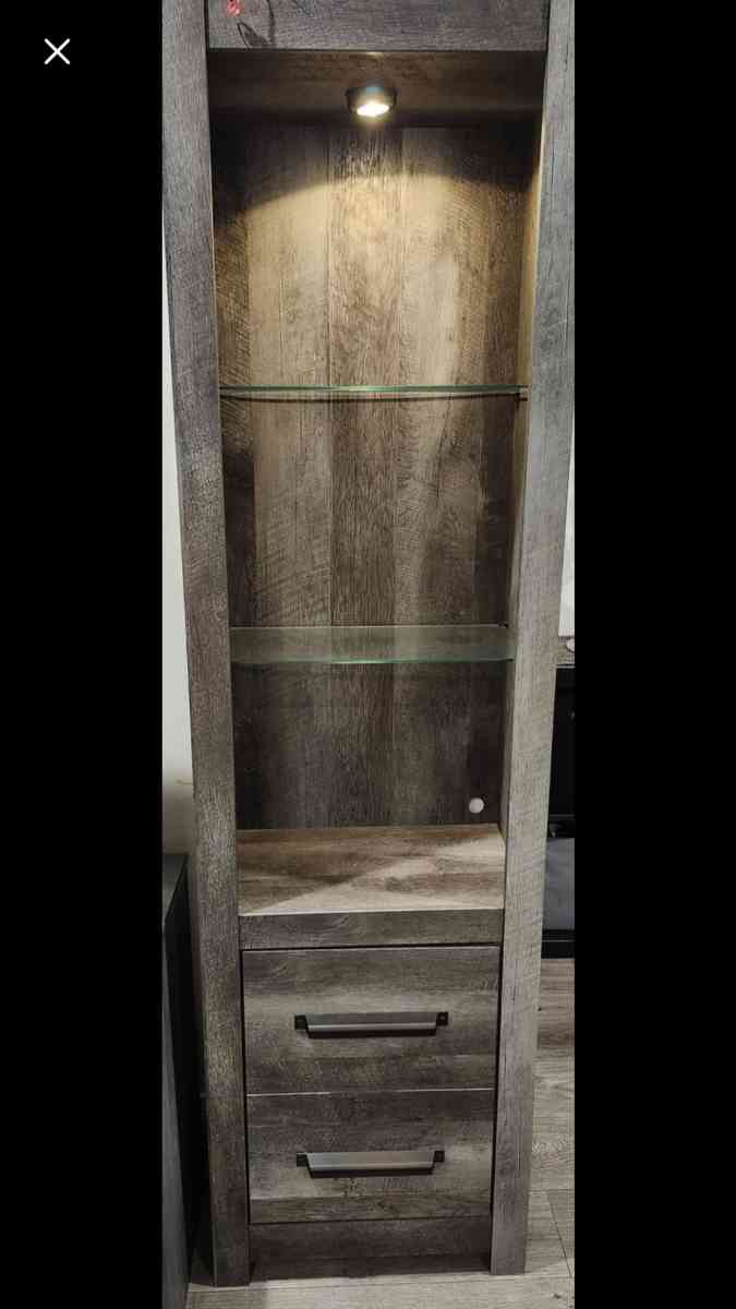 2 dray smokewood glass lighted stands