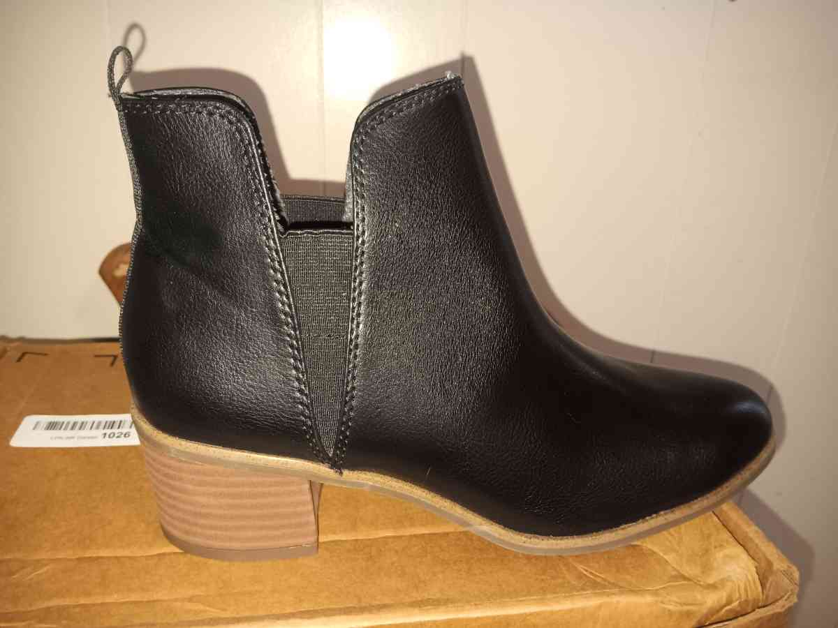 Dr Scholls ankle booties