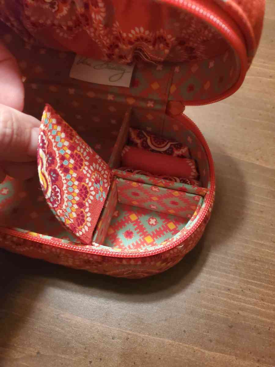 Vera Bradley Paprika pattern Travel Jewelry case