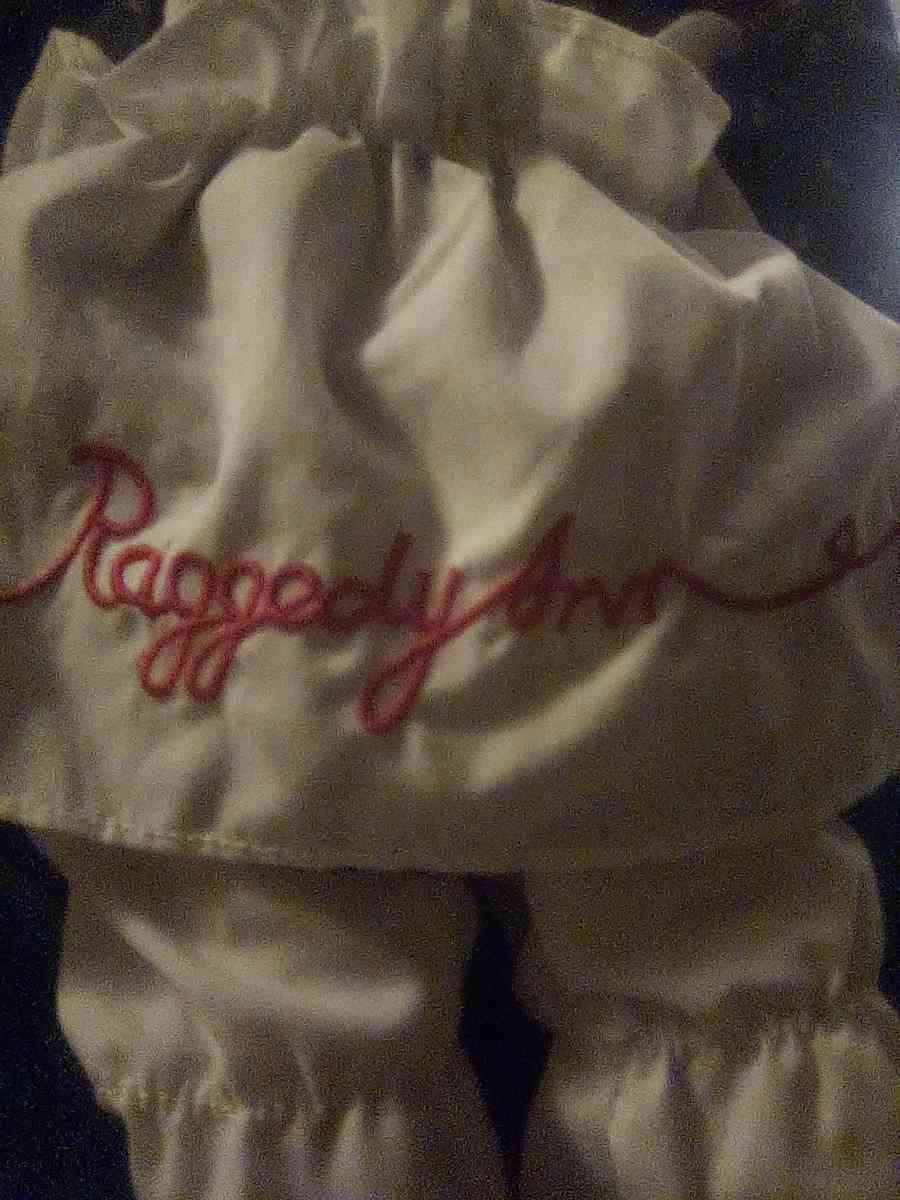 raggedy Ann and Andy dolls