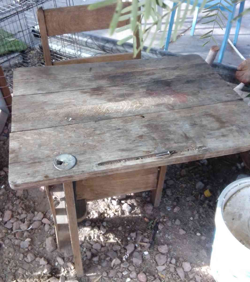 a childs school desk