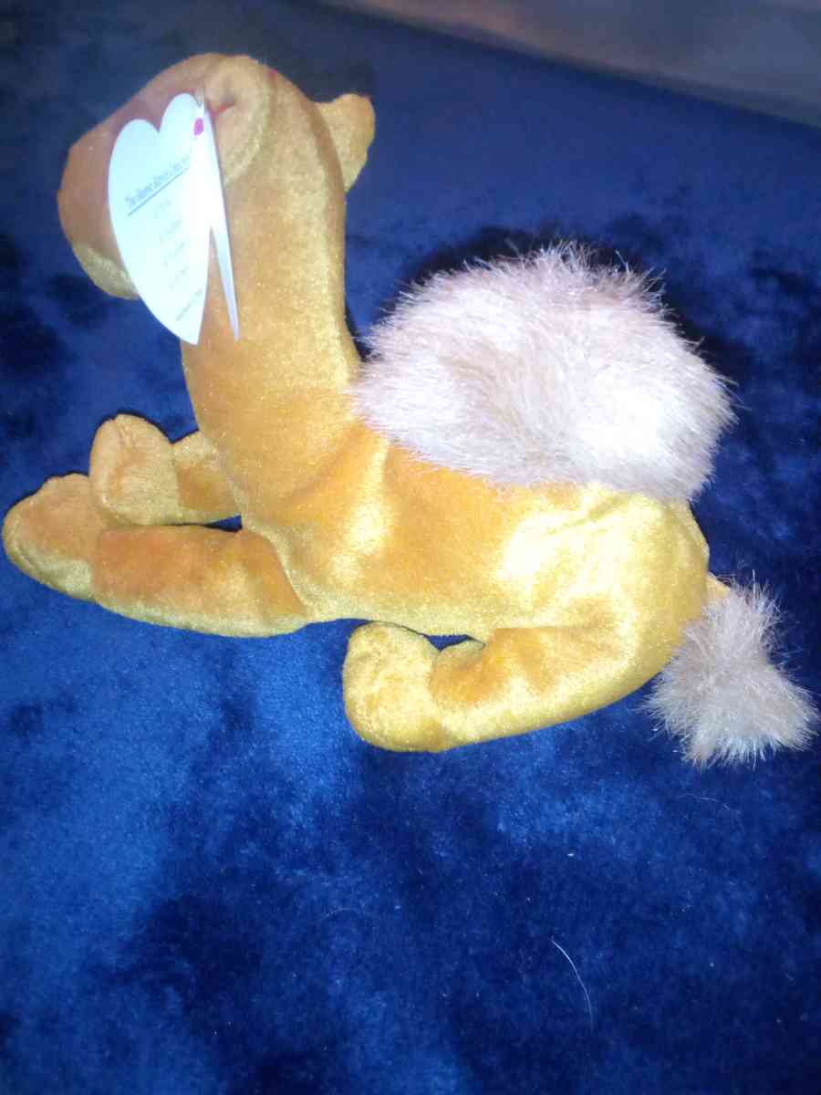 2000 Ty beanie babies Niles mint selling collection off