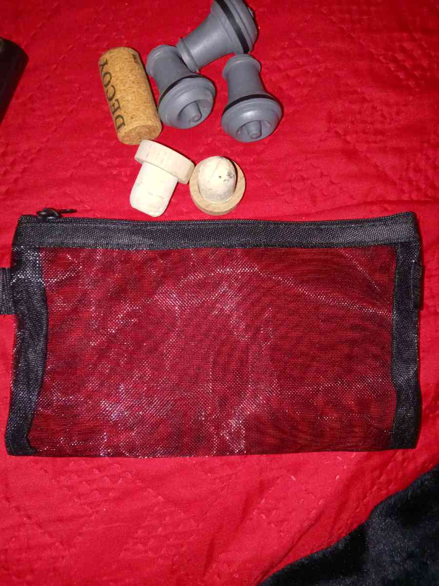 wine keys corks Stoppers can openers bottle openers net bag