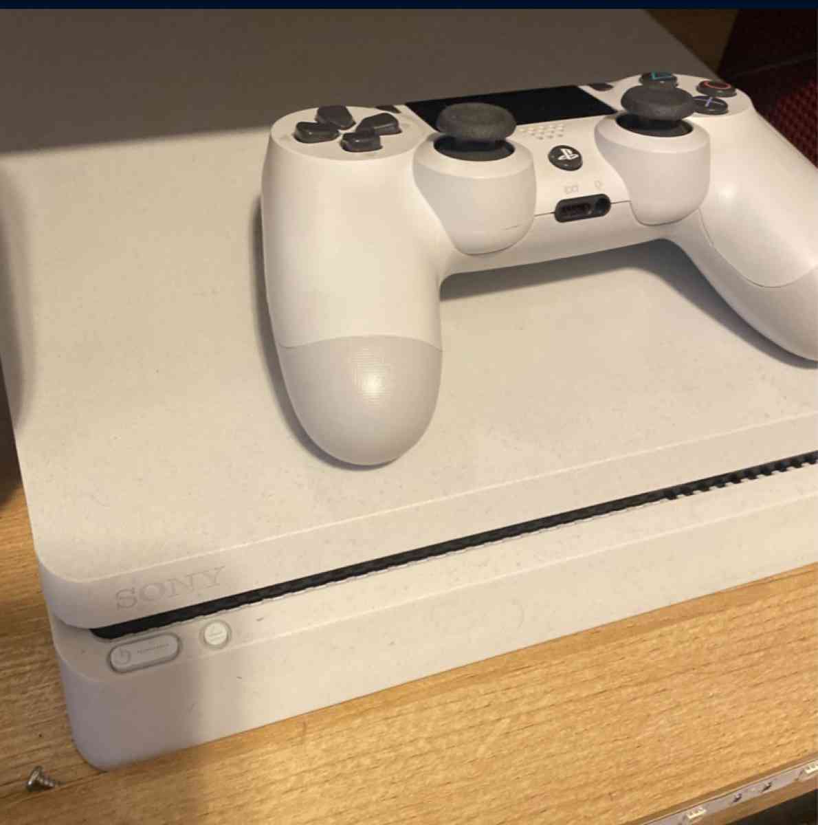 PlayStation 4 Slim