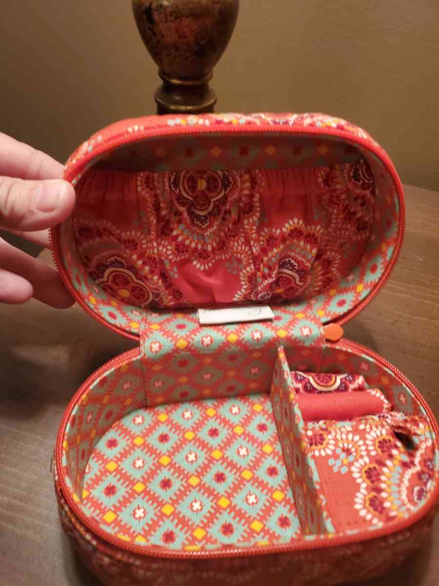 Vera Bradley Paprika pattern Travel Jewelry case
