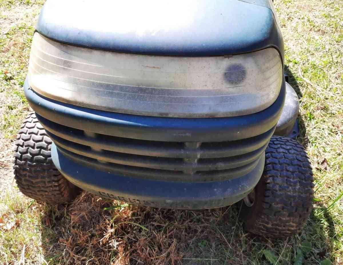 20HP Craftsman LT1000 Riding Mower 42 Inch Cut