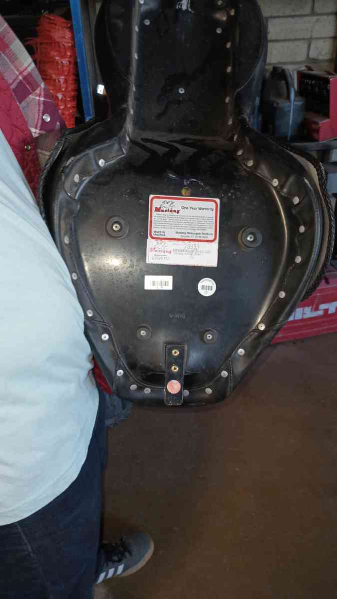 1995 to 2007 Kawasaki Vulcan motorcycle Mustang seat