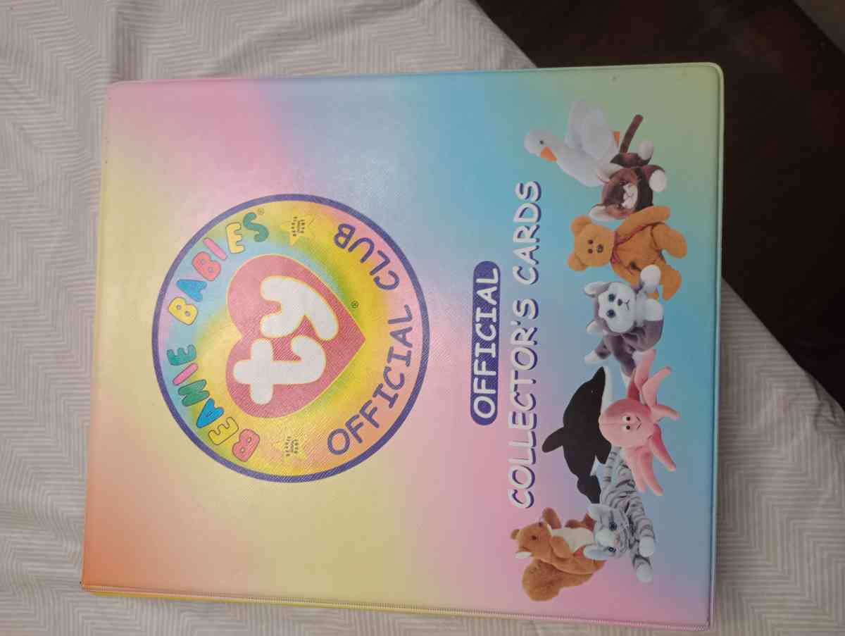 BEANIE BABIES COLLECTION CARDS IN BINDER