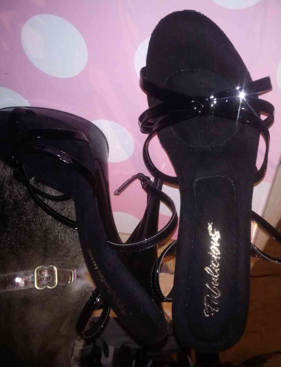 Pleaser SULTRY 638 Wrap Around Knotted Strap Sandal