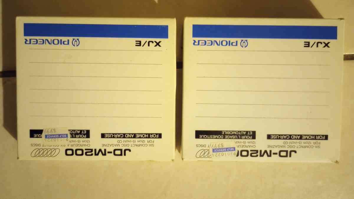 2 Vintage Pioneer JDM2000 CD Magazine 6disc Changer W Boxes