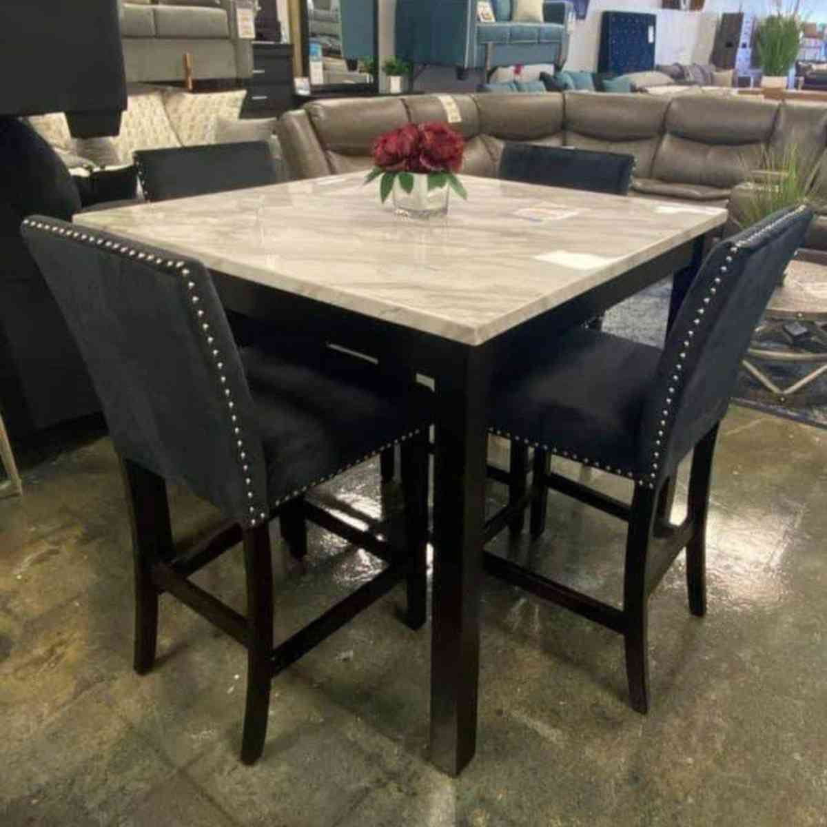 black white Velvet Counterheightset dining set