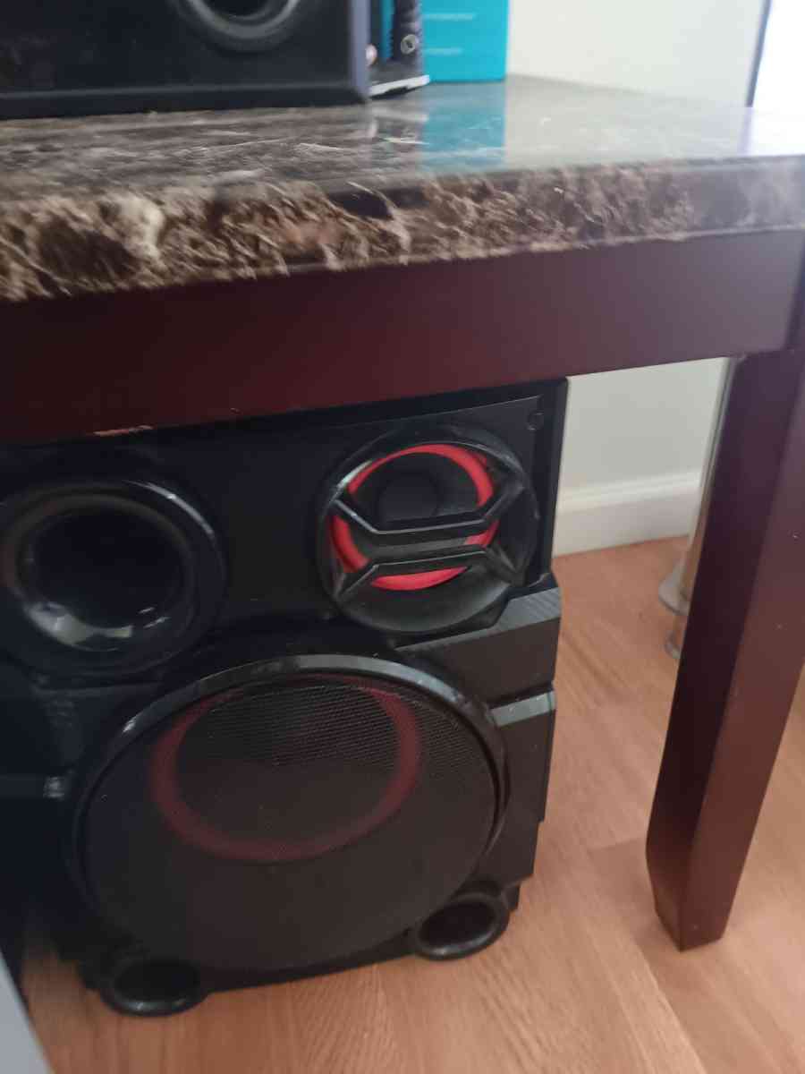 BLUETOOTH  X BOOM 1900 EXTREME POWER SYSTEM