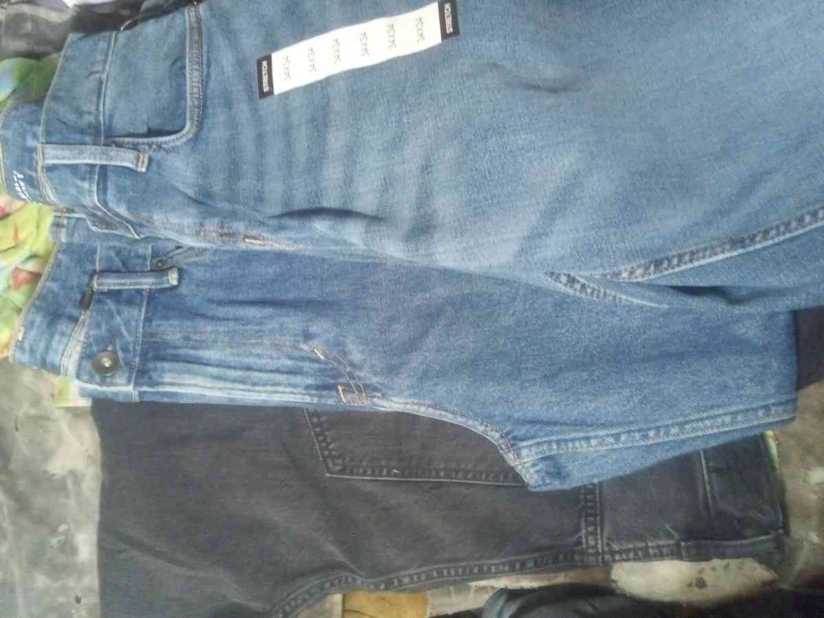 3 pairs brand new jeans with tags