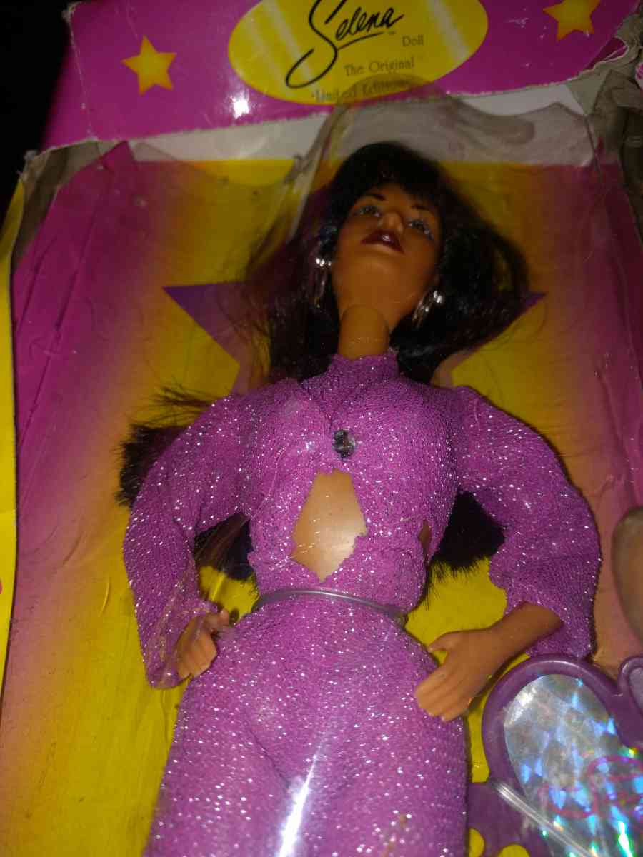 Selina doll classic