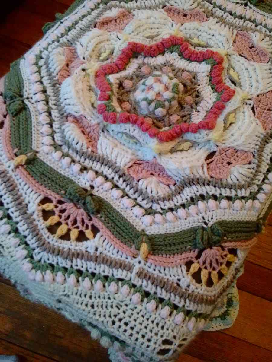beautiful mandala throw blanket