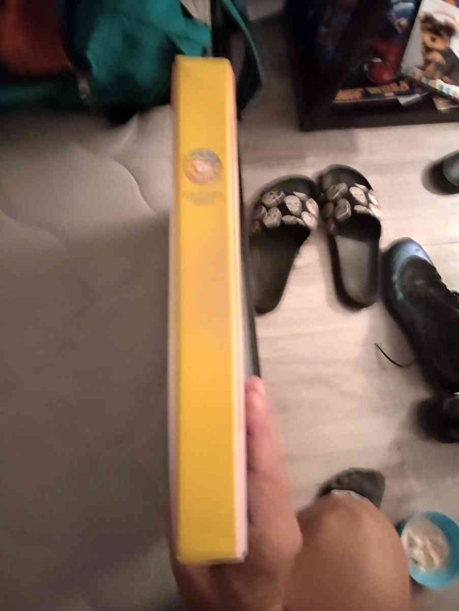 BEANIE BABIES COLLECTION CARDS IN BINDER