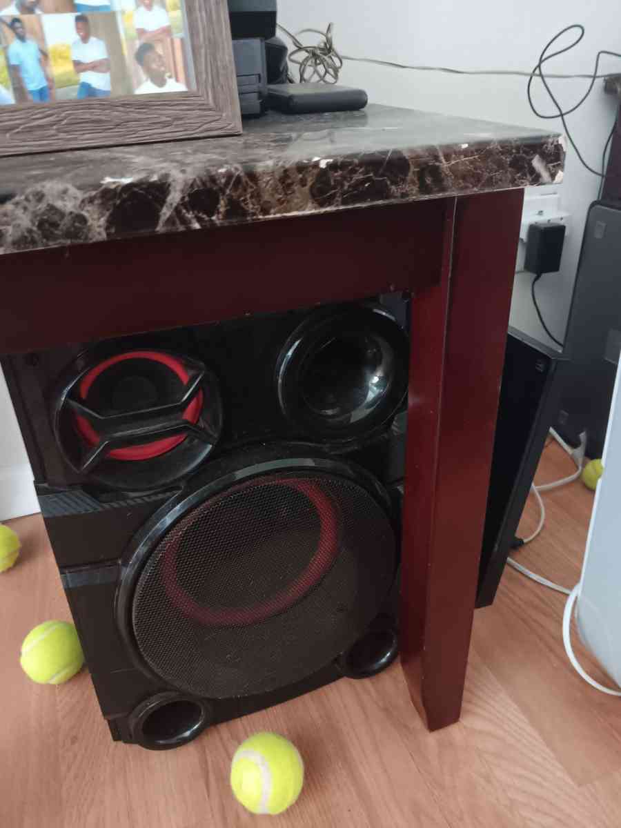 BLUETOOTH  X BOOM 1900 EXTREME POWER SYSTEM