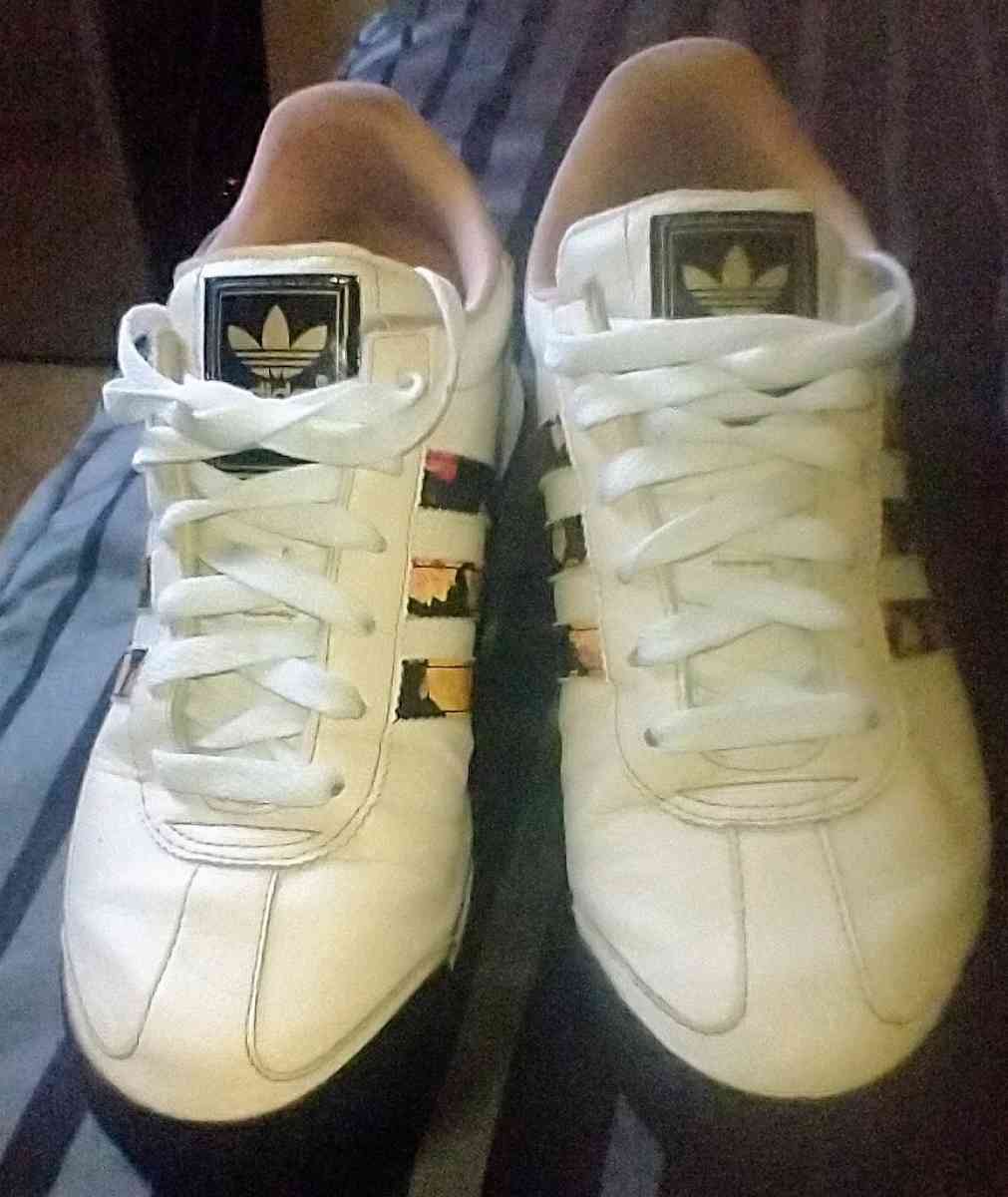 Womans Adidas Samoa Shoes