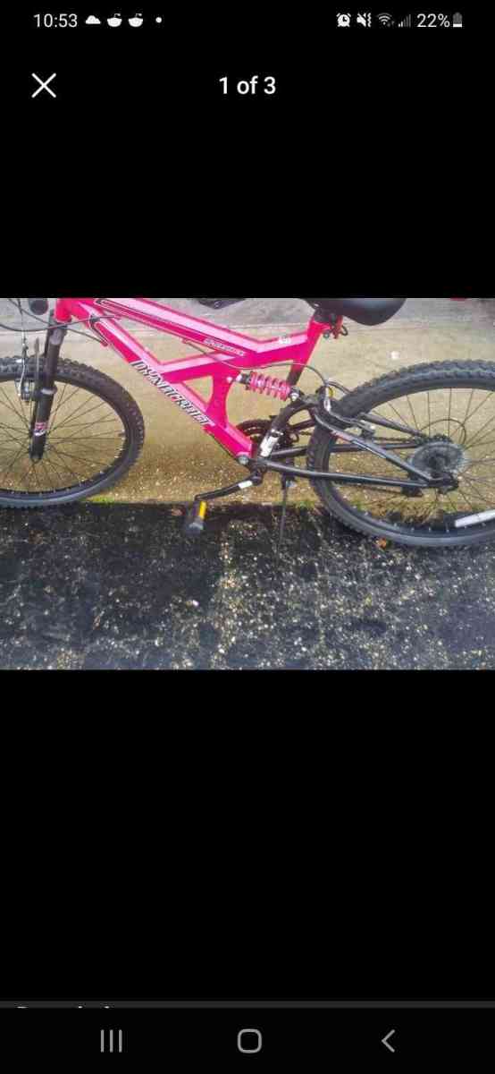 WOMANS OR TEEN BICYCLE