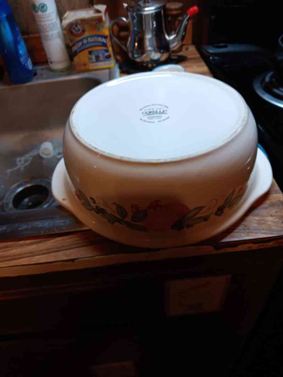 corelle coordinate stoneware covered casserole dish