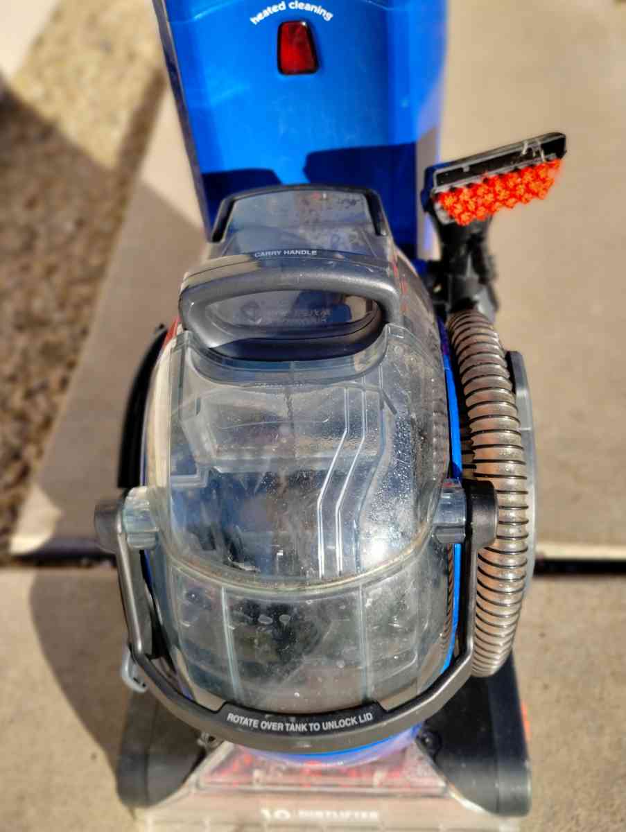 Bissell Lift Off Deep Cleaner carpet shampooer