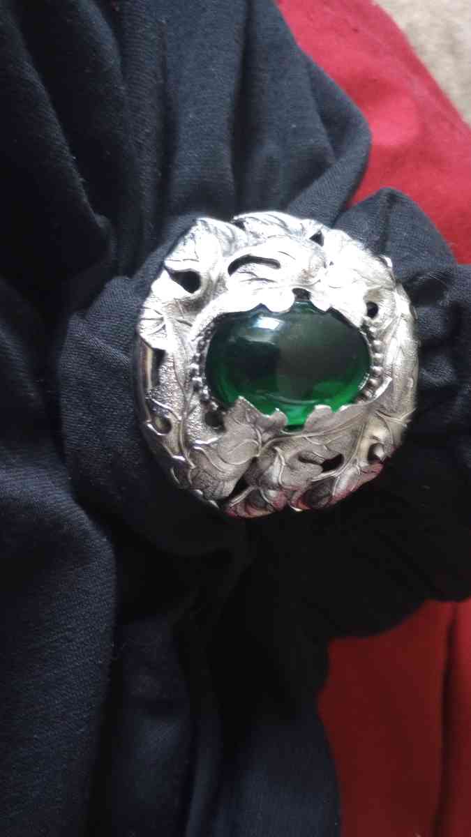 sterling silver bracelet with emerald