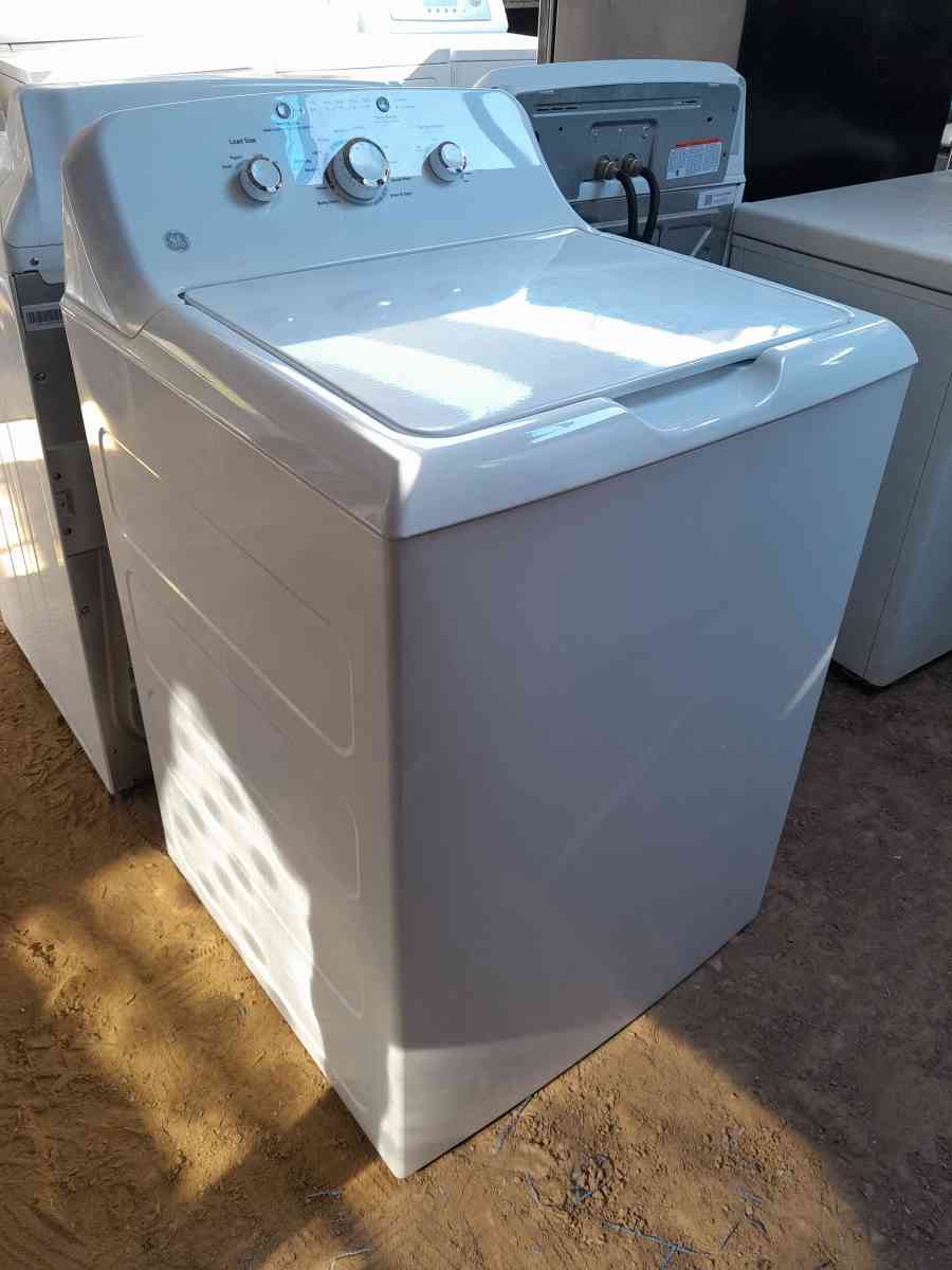 WASHER GENERAL ELECTRIC WHITE ON WHITE JUST LIKE BRAND NEW