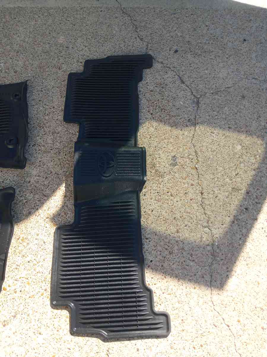ALL WATER FLOOR MATS 4RUNNER