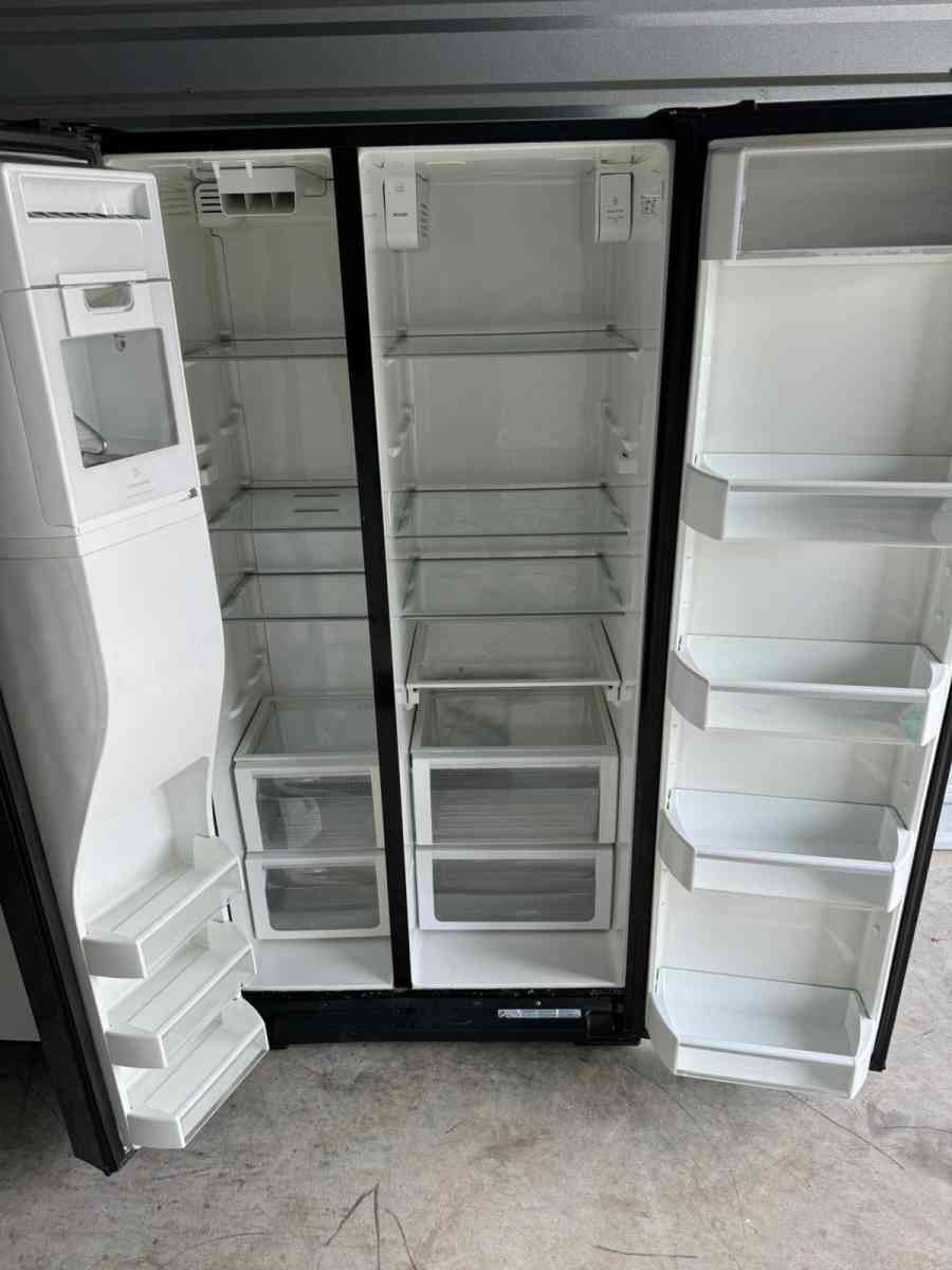 Black Side by side whirlpool refrigerator DelivereyAvailab