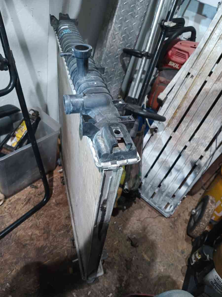 ton truck radiator