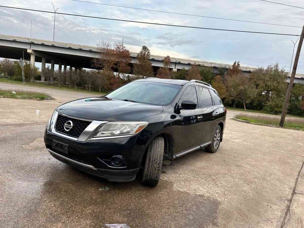 2016 Nissan pathfinder s