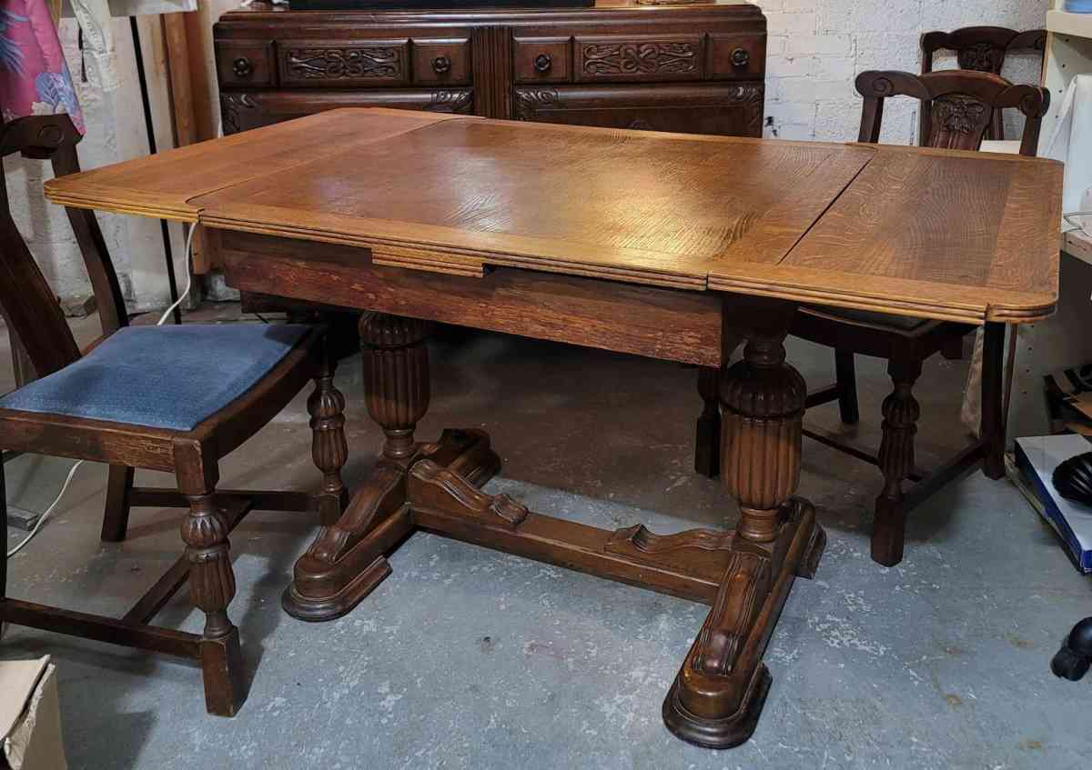 1930s solid  oak table and chairs