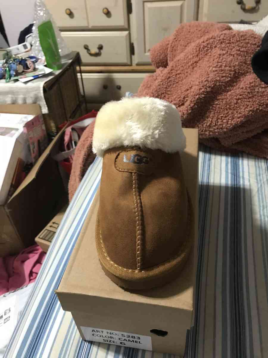 womans slippers