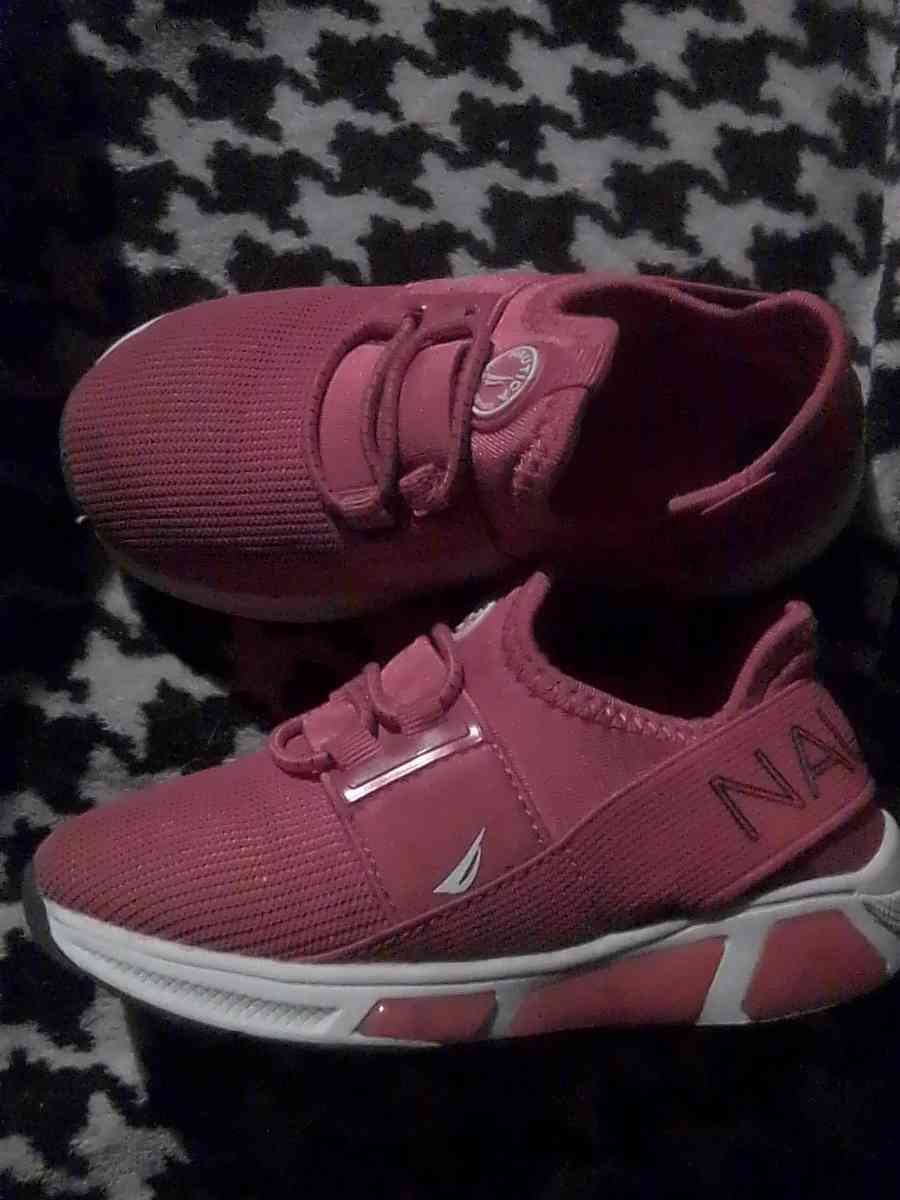 Nautica Kids Light Up Flashing Sneakers