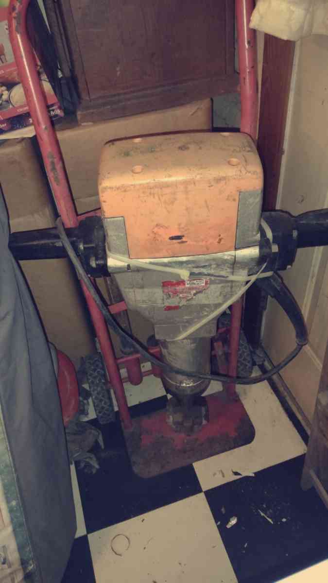 breaker hammer