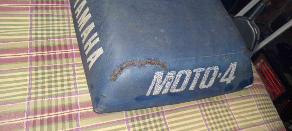 yamaha moto 4  seat cover