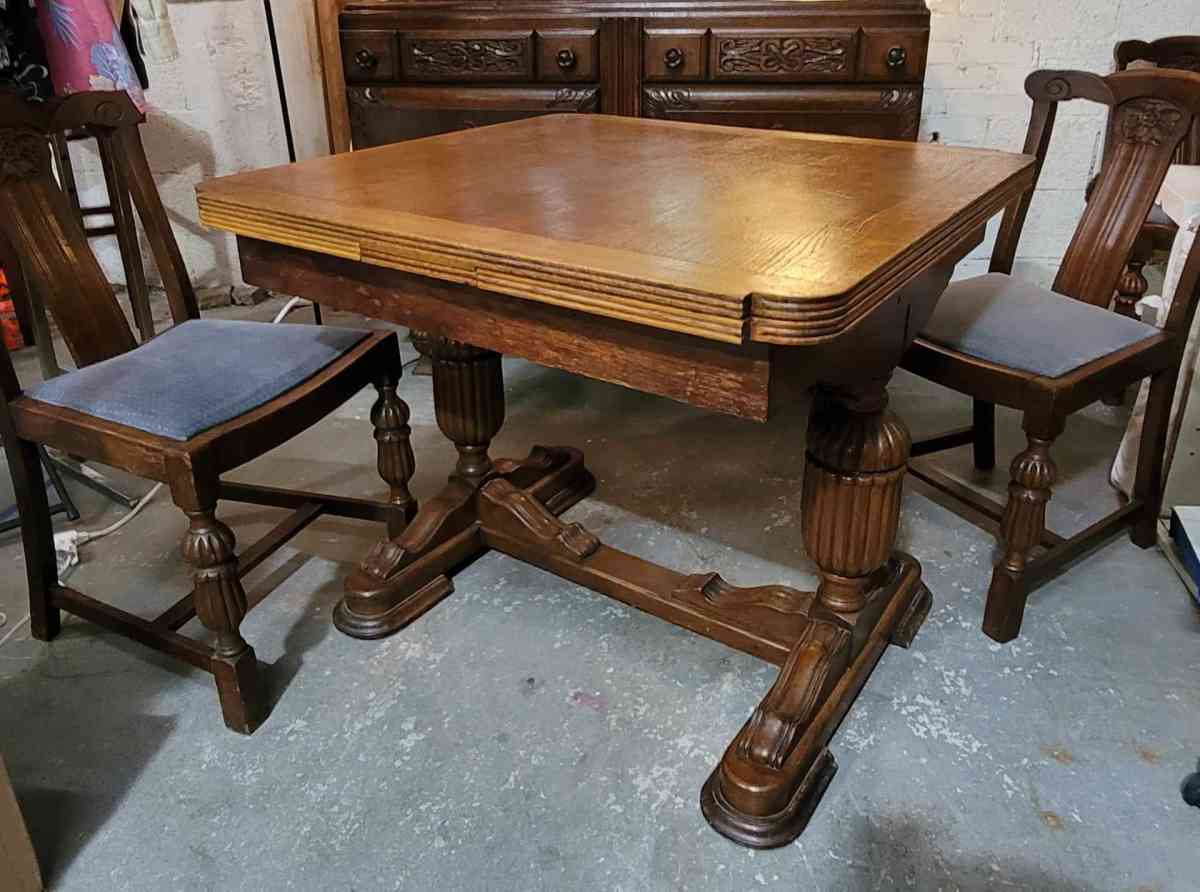 1930s solid  oak table and chairs
