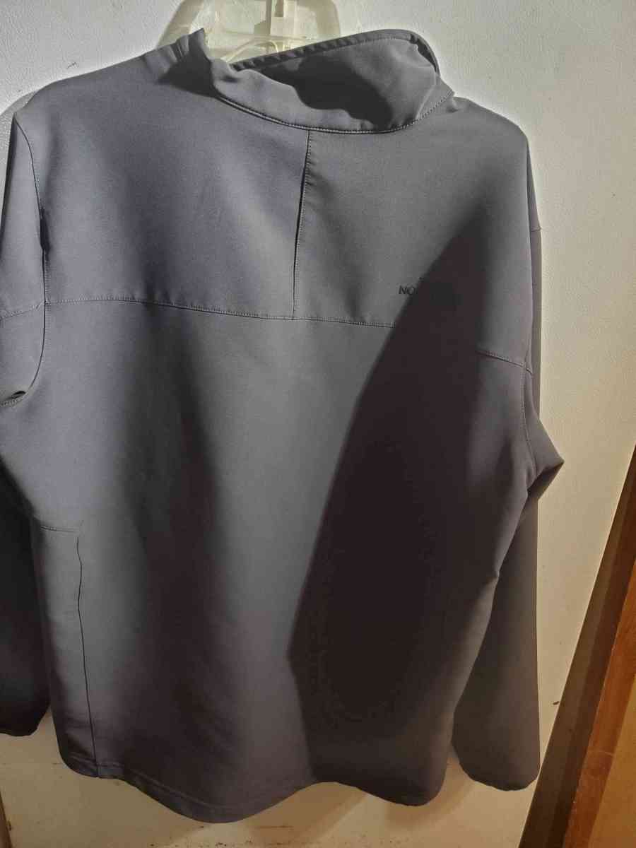 The north face mens size large athletic jacket gray