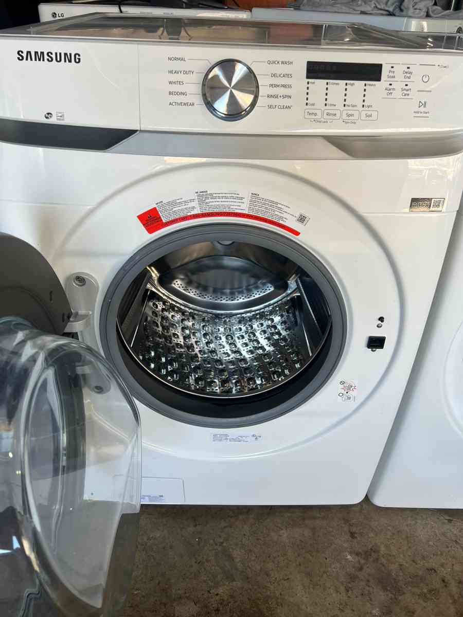 Washer And Electric Dryer  FREE DELIVERY AND INSTALLATION