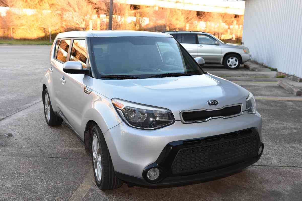 2016  Kia Soul Wagan
