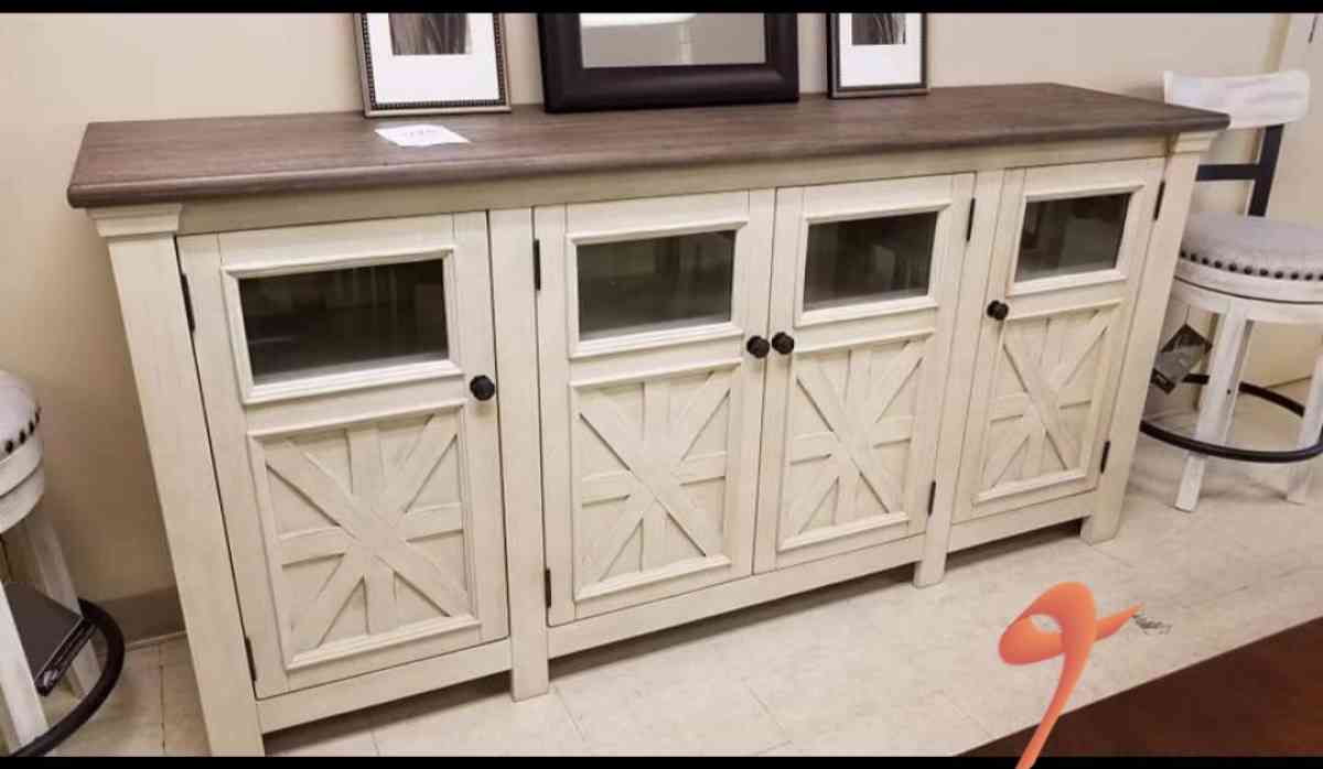 Bolanburg two tone 74 tv stand