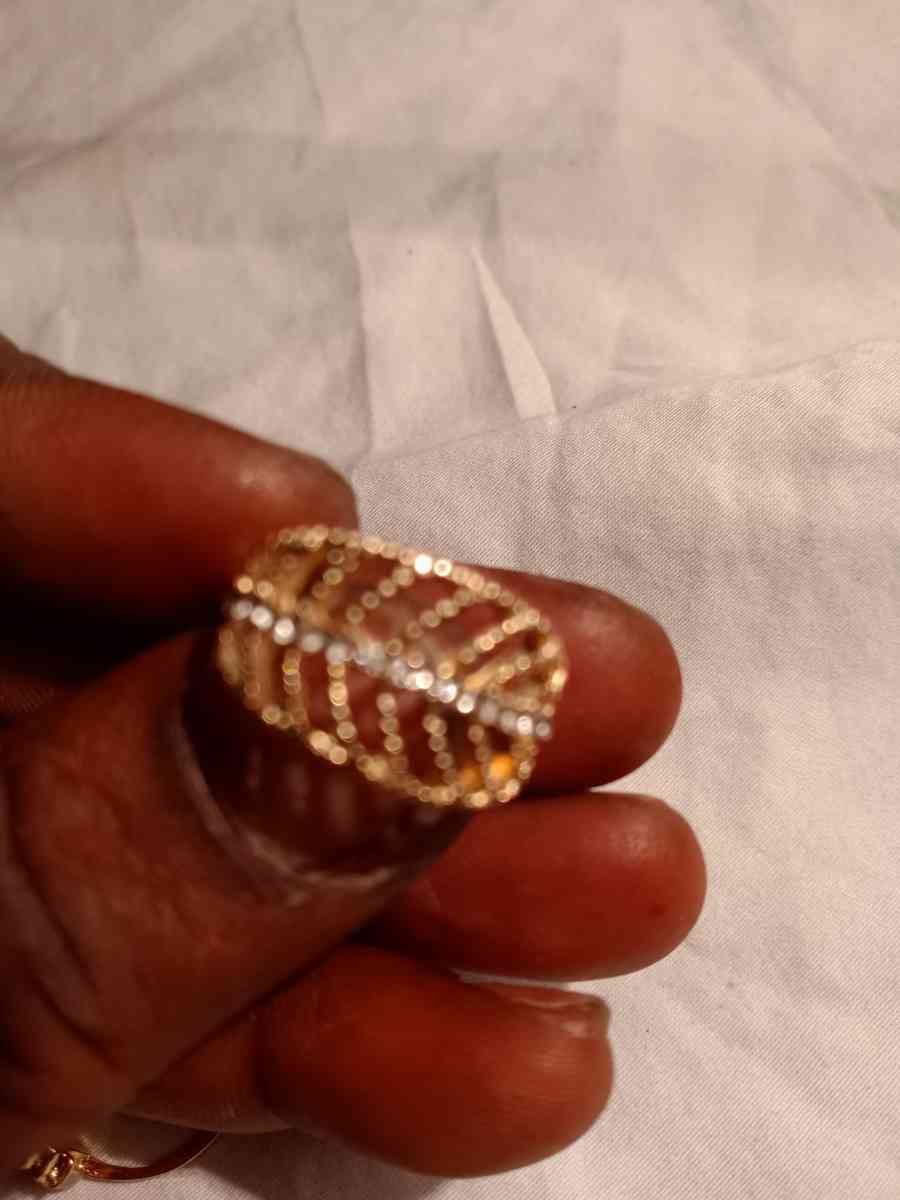 ladies rings gold costume