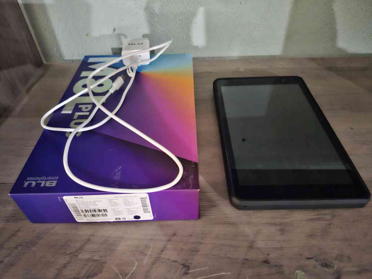 BLU M8L Plus Android Tablet