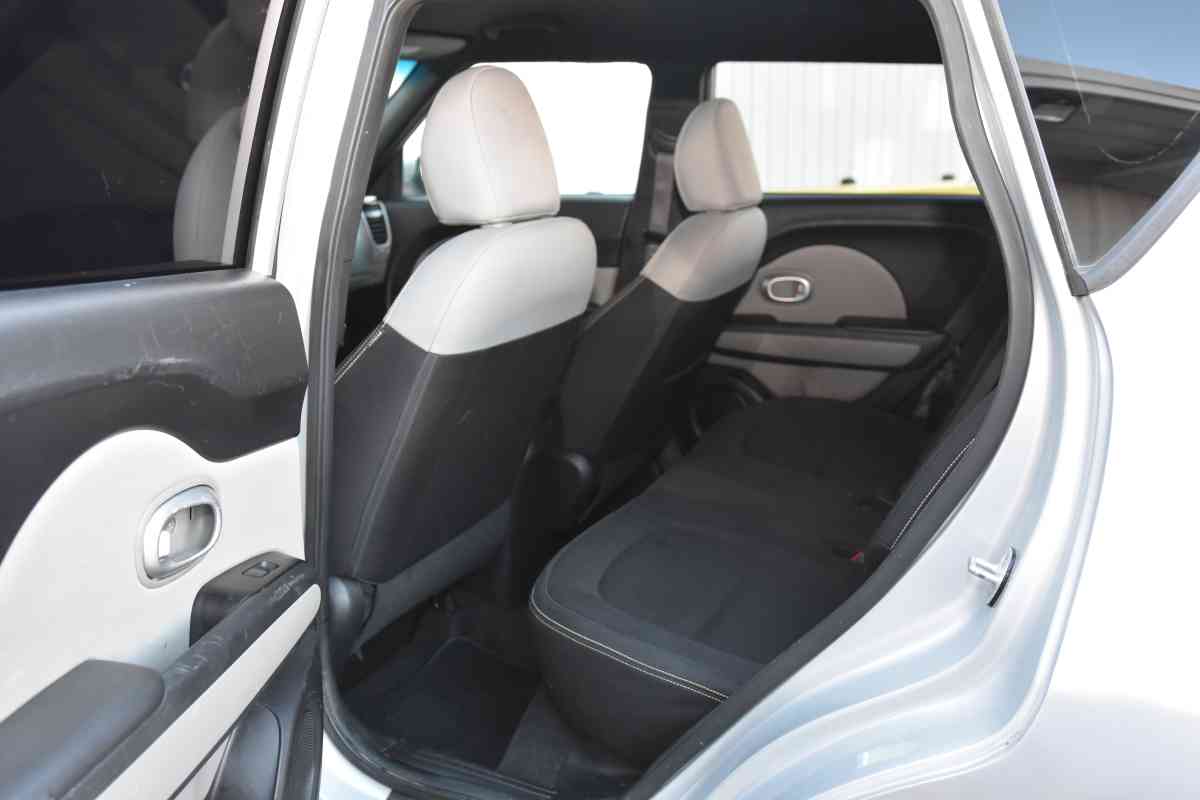 2016  Kia Soul Wagan