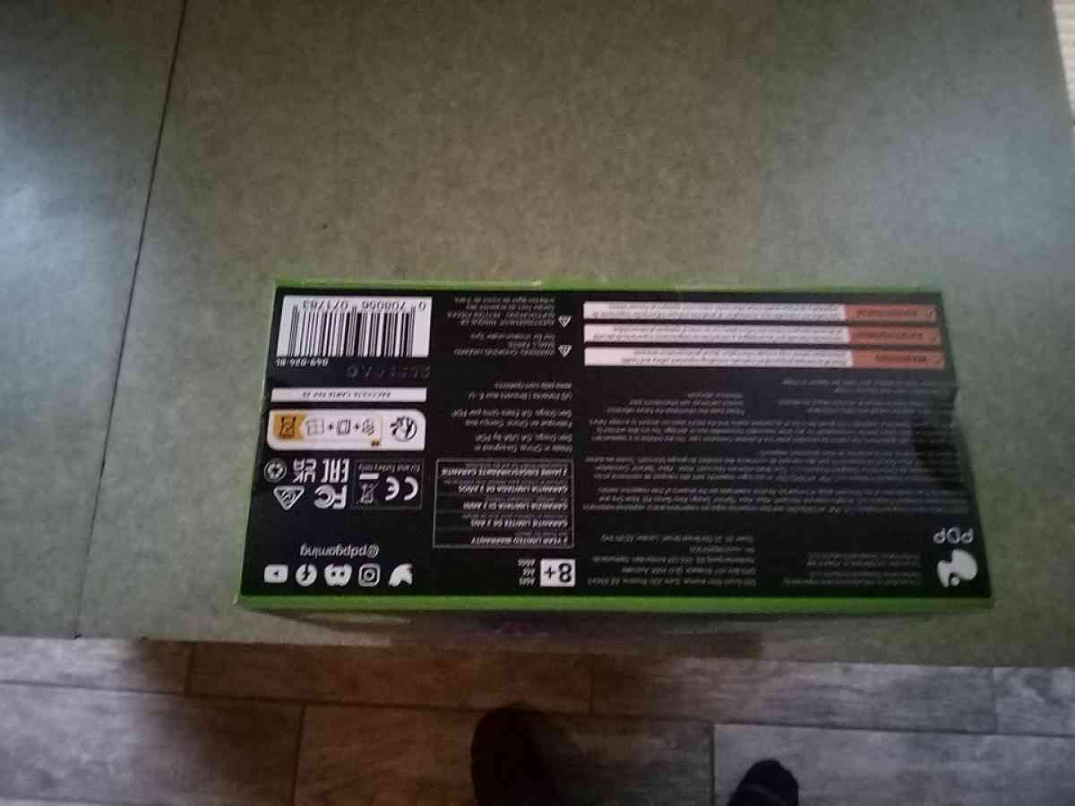 PDP COLOR CHANGING RBG LIGHTING XBOX ONE CONTROLLER